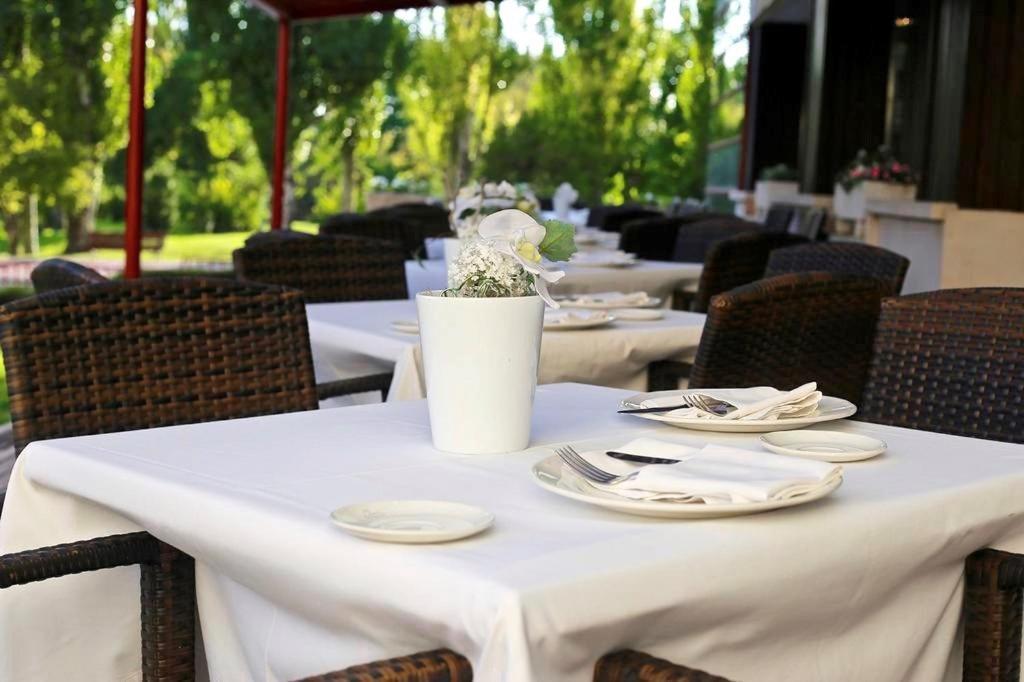 Hotel Torremangana Cuenca  Luaran gambar